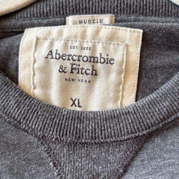 Abercrombie & Fitch Gray Muscle Fit Sweatshirt XL Long Sleeve Pullover - Picture 7 of 9